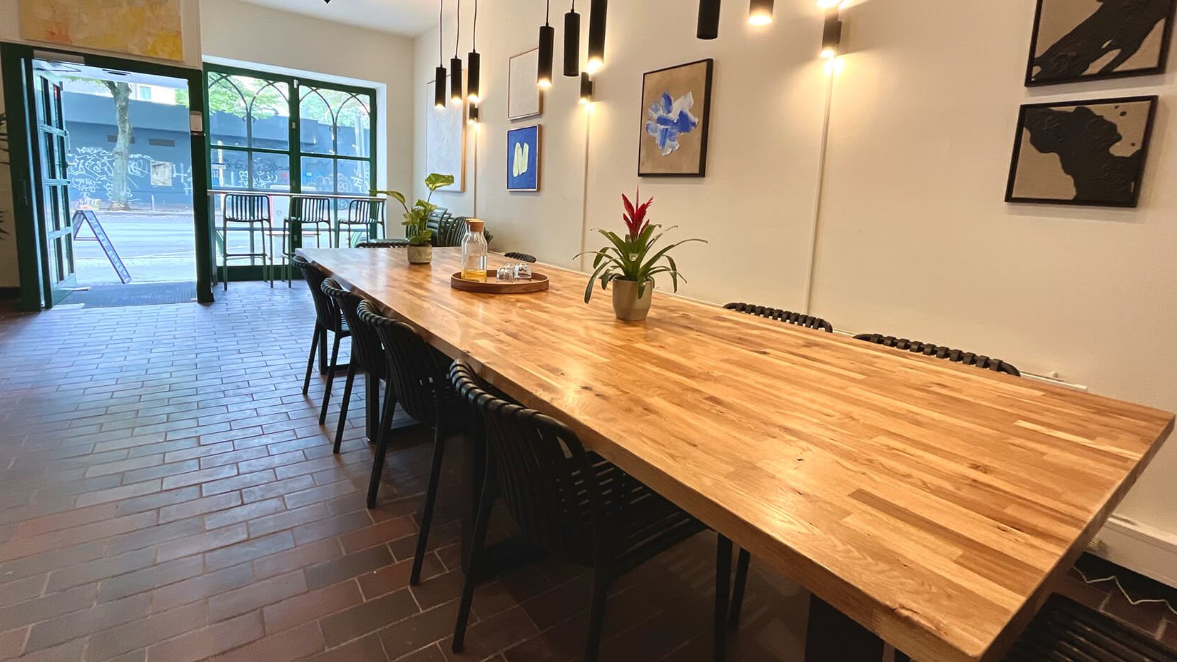 UMA hub berlin